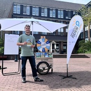 Umwelt- und Klimaschutz: mobiler Marktstand