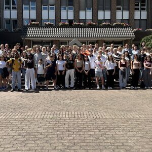 Bürgermeister Keppeler begrüßte die Teilnehmerinnen und Teilnehmer des Jugendforums.