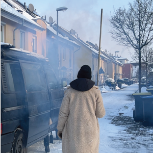 Szene aus dem Film "Der Schmuckeremit im Edelsteingarten"